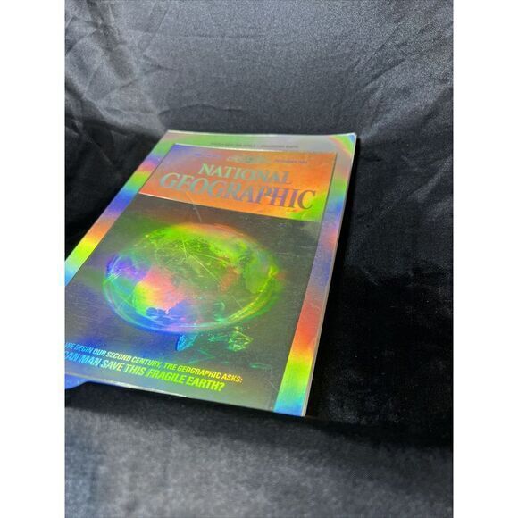 December 1988 National Geographic HOLOGRAM EARTH 🌍 / MCDONALD'S AD‎ Front/Back - Picture 2 of 16